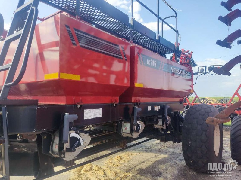 Сеялка зерновая Versatile ML 930 готова к работе цена снижена