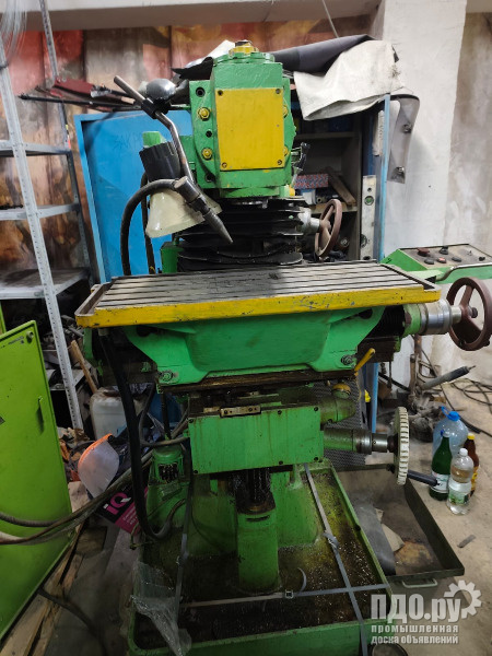 ВМ131ВФ1 широкоуниверсальный фрезерный станок